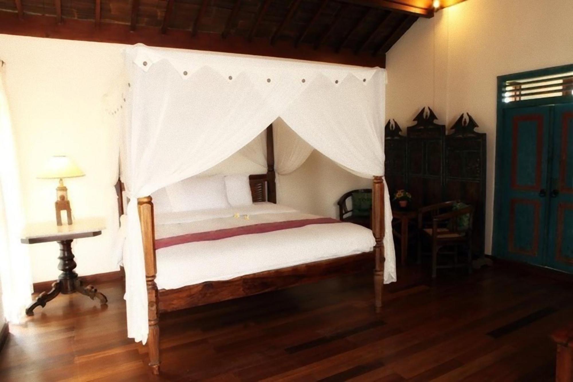 Sunhouse Guesthouse Sanur Oda fotoğraf