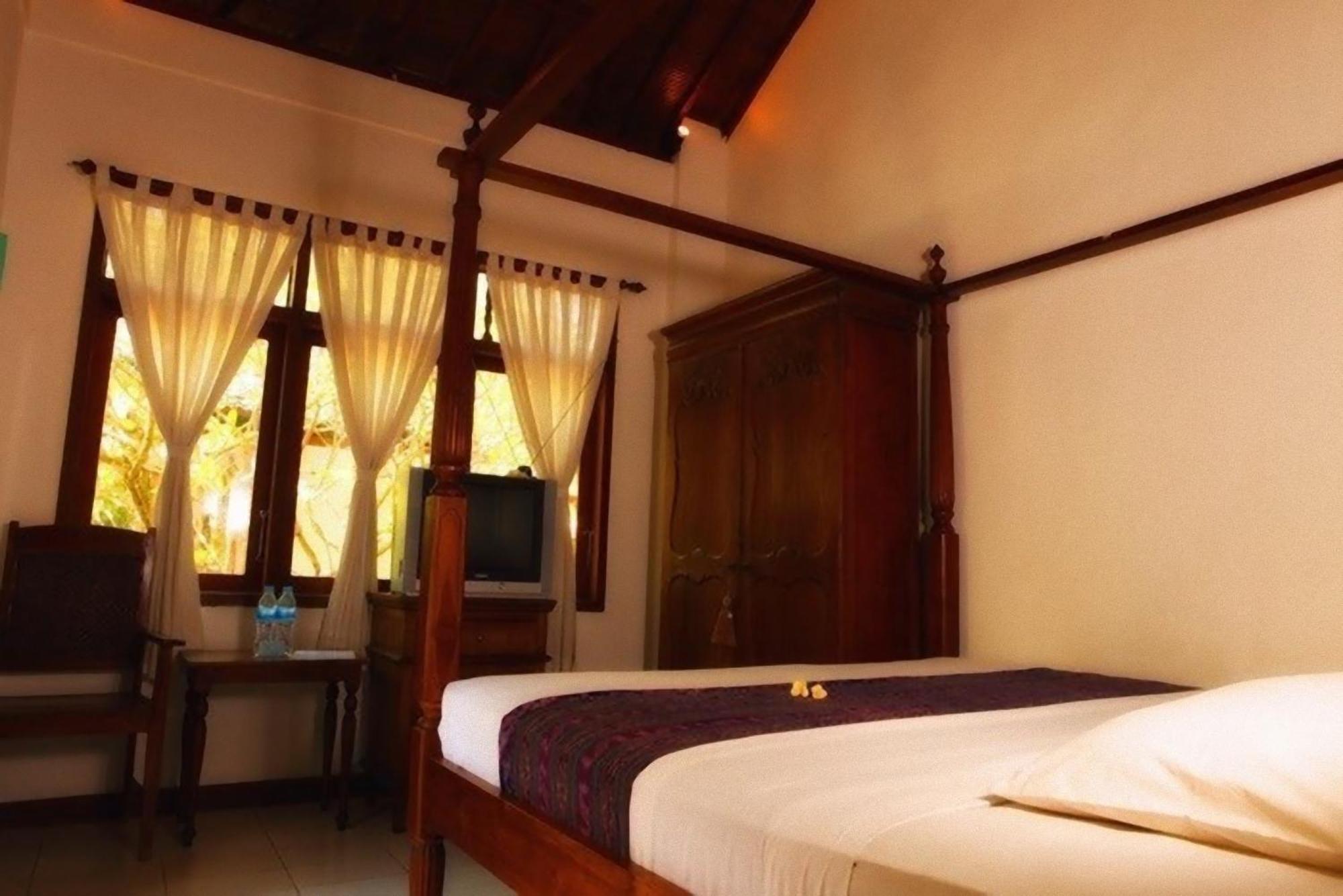 Sunhouse Guesthouse Sanur Oda fotoğraf